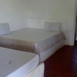 Queen Family Room No.16