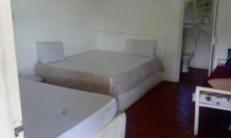 Queen Family Room No.16